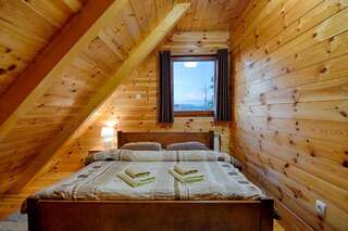 Дома для отпуска Original Wooden Lodge SG Жабляк Дом с 3 спальнями-32